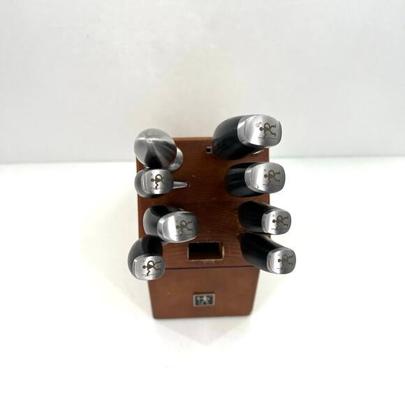 Henckels knife block set - Picture 8 of 9